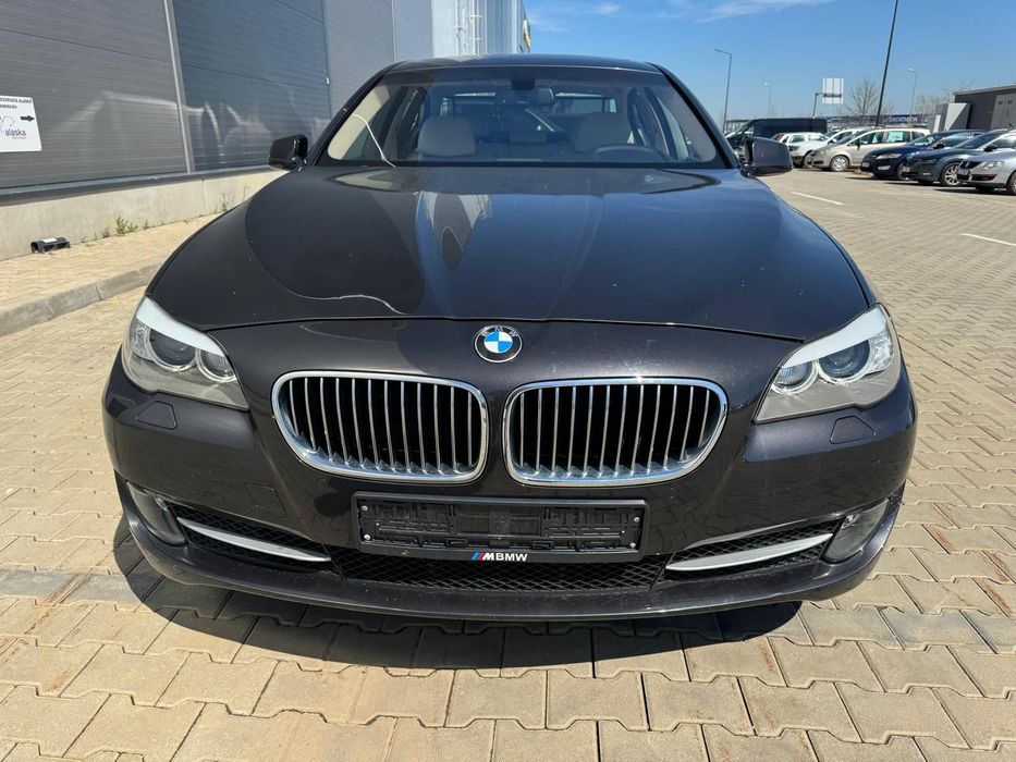 BMW Seria 5 BMW Seria 535 , merita vizionata , masina cu revizii la BMW
