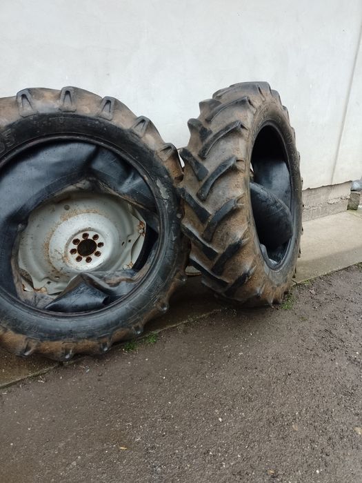 Roți, jenti, cauciucuri tractor 12,4 R32