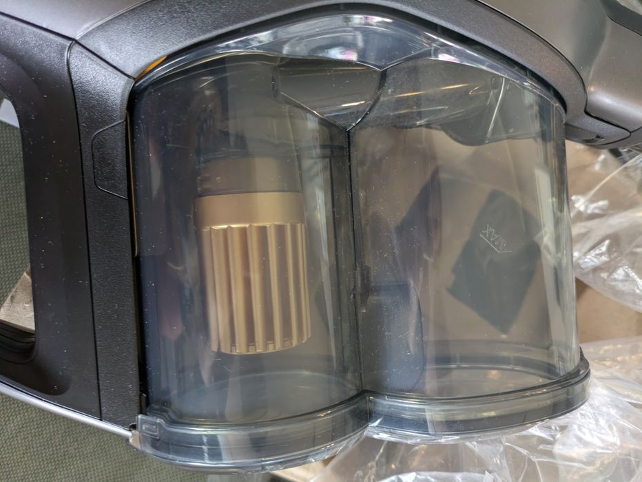 Aspirator Philips Speedpro Max Aqua plus NOU