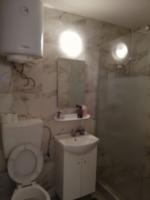 Închiriez garsoniere confort1 în regim hotelier