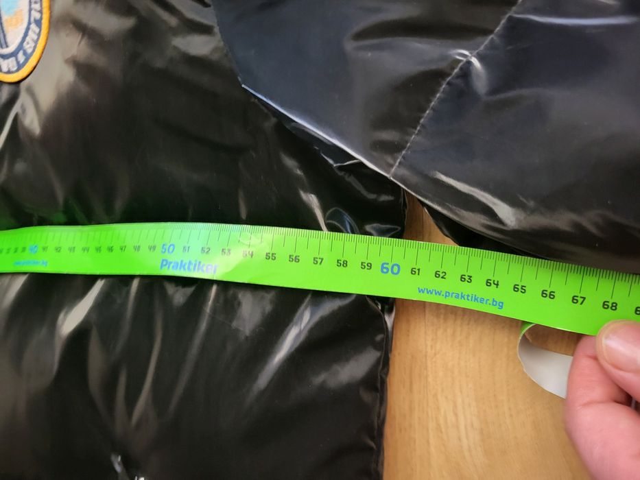 Оригинално яке Guess