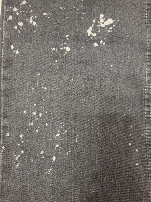 Джинсы новые с этикеткой.