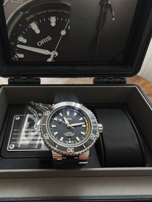 Oris Aquis Diving Depth Gauge 733 7755 4154-Set RS