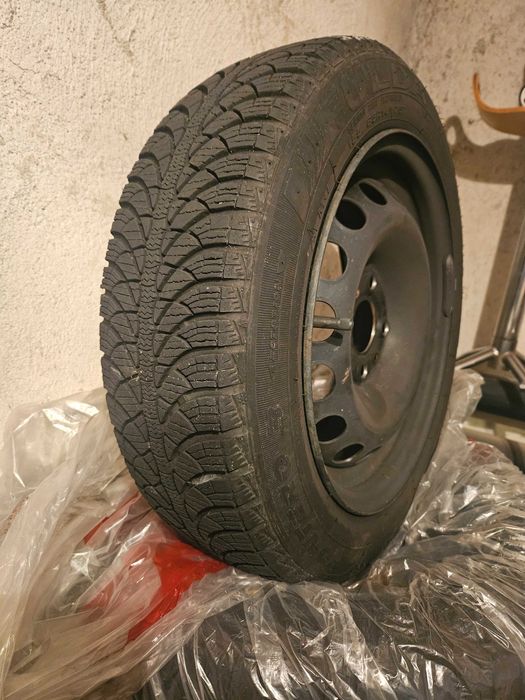 4 зимни гуми Fulda с джанти от Fiat 500