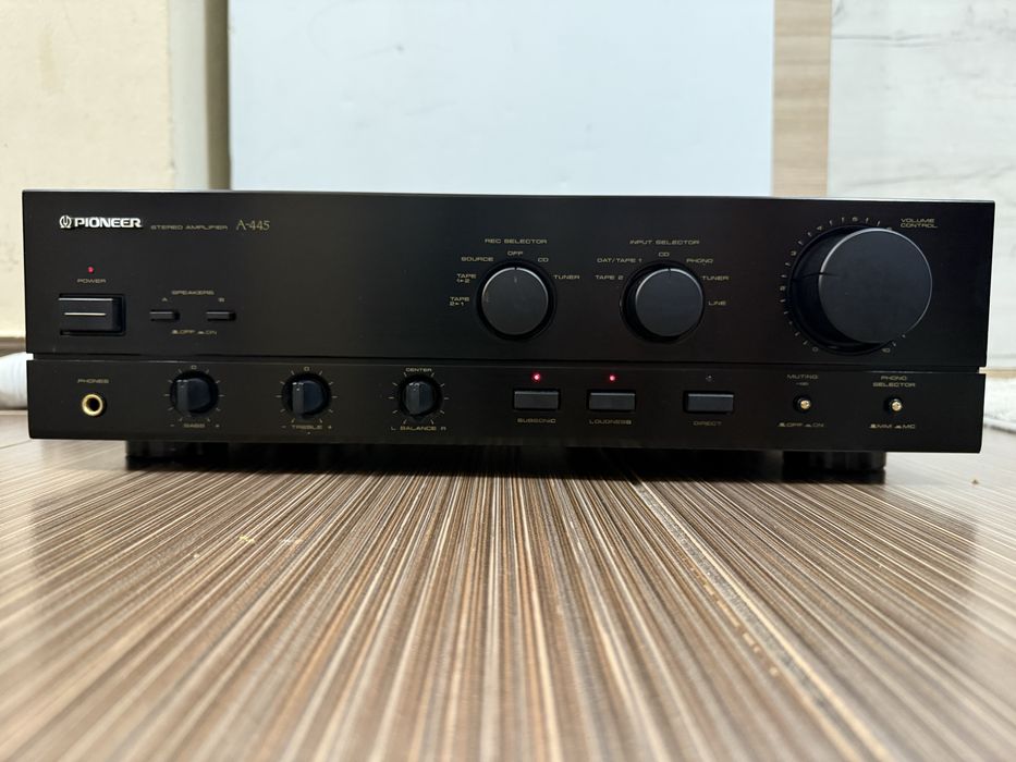 Pioneer A-445 Стерео усилвател