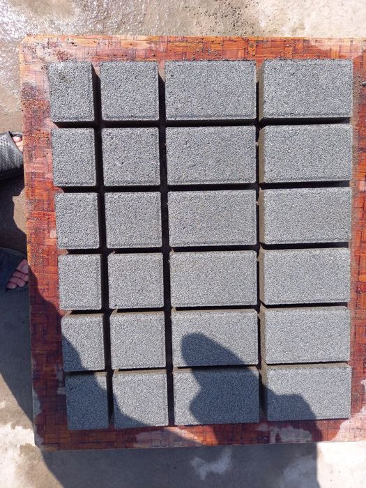 Брусчатка и газонрещетка пресс плитка