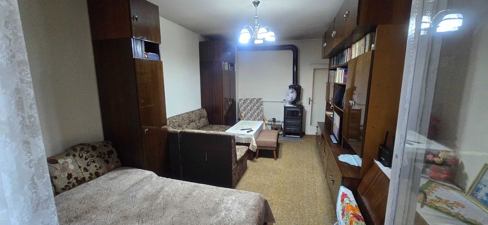 Продава се Двустаен апартамент в Шумен, 5-ти полк - 64 кв.м за 1405 €/кв.м - Снимка #1