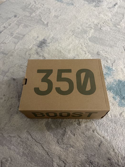 Yeezy 350 V2 Oreo