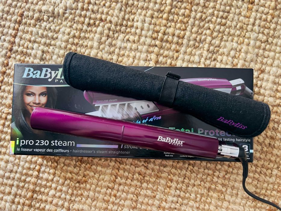 Placă de îndreptat părul BaByliss Paris Pro Steam Ceramic Intense ST292E 10 trepte temperatură, 2 trepte intensitate aburi – ca nouă