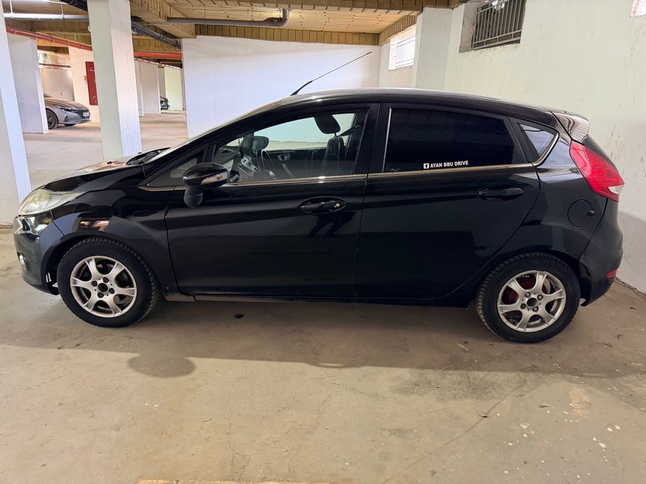 FORD FIESTA eco 2012 luna a 9-a