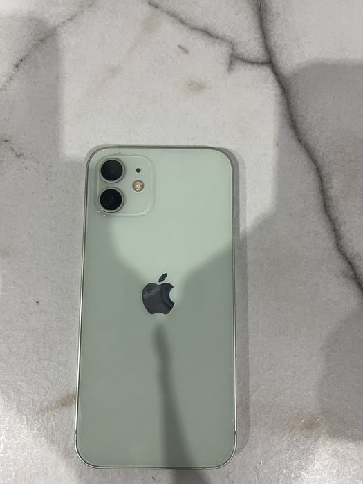 IPHONE 12 128GB 8/10 състояние