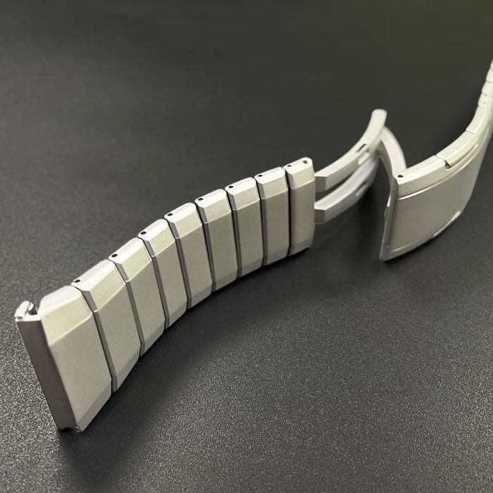 TITANIUM Титаниева каишка за Huawei Watch GT6 Pro 46mm.