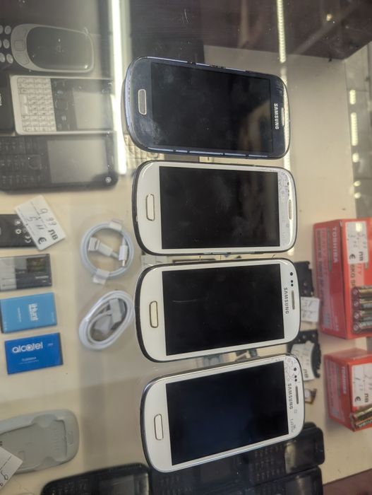 Samsung S3 mini 15€ за брой