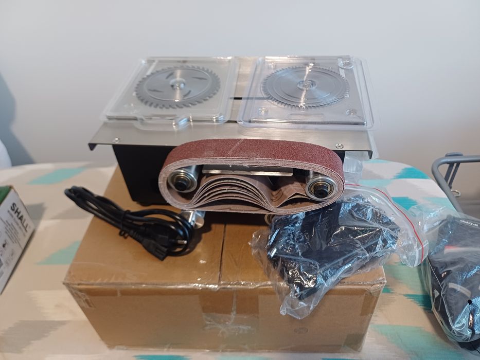 Fierastrau circular  electric, 300W, lama de 110mm, 7 viteze ajustabil