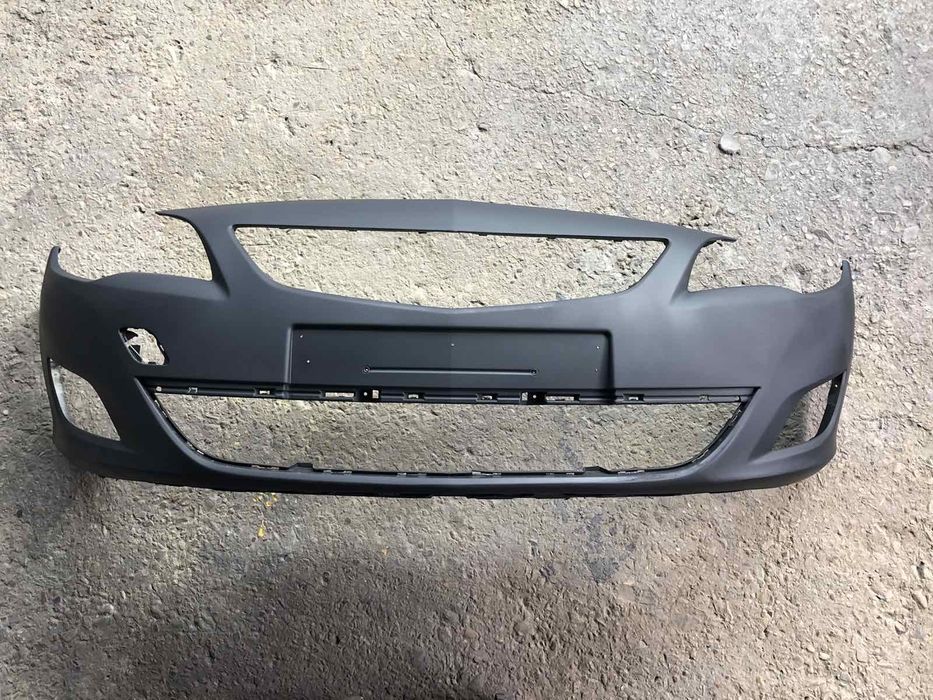 Предна броня Opel Astra J 2009-2013г. Опел Астра #072V