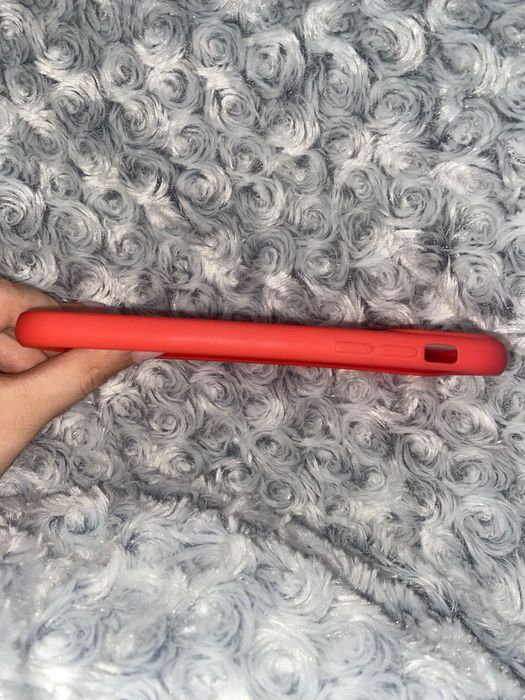 Калъфи за iPhone 11