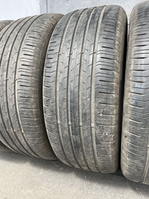 4 бр. летни гуми 235/55/18 Continental DOT 2922 4,5-5 mm