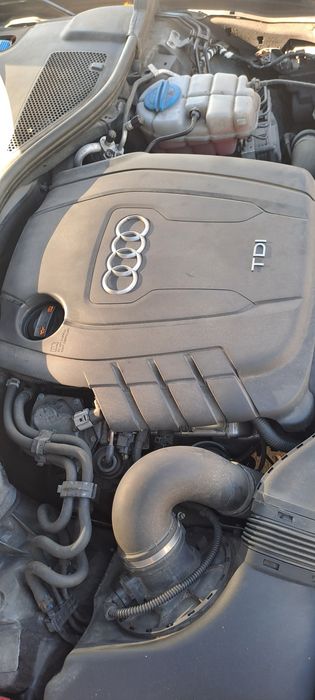 Vând motor Audi A6 C7 2.0 CGLC motorul se da cu proba  Cutie Automata