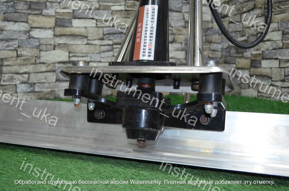 Виброрейка  бензиновая Grad 2 метра