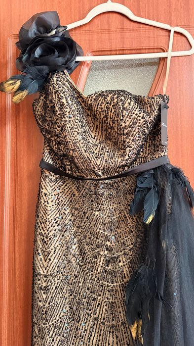 Rochie elegantă specială pentru ocazii speciale mărimea S cu etichetă
