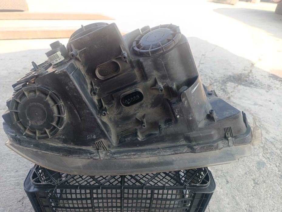 Фар ляв Ренч ровар спорт / Range Rover Sport  2007г.