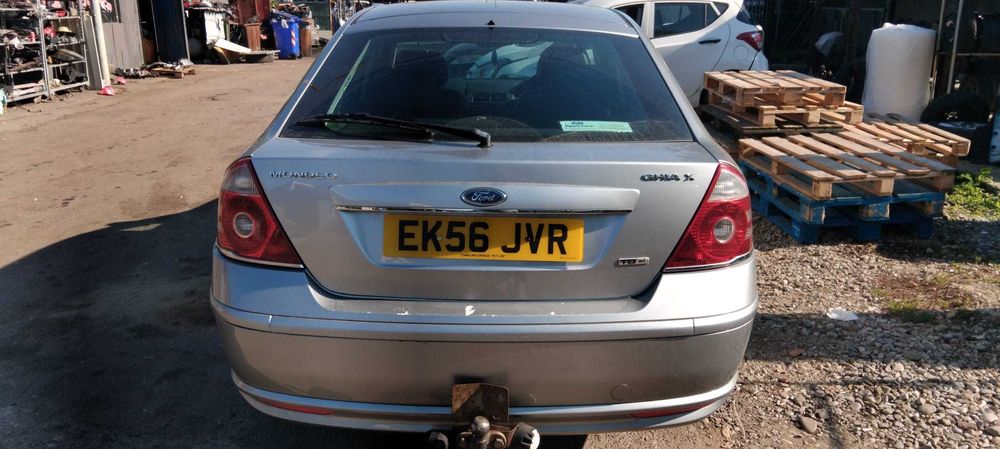 Dezmembrez Ford Mondeo MK3  GHIA 2.0 TDCi an 2006