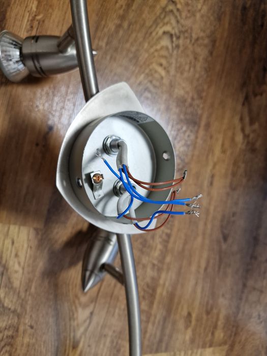 Лампа за таван !!