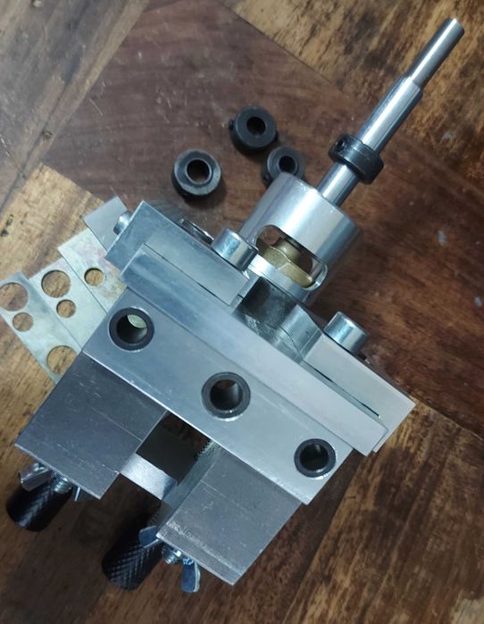 Sablon mobila demontabili MAXIFIX tija 55mm grosimi 19-40mm