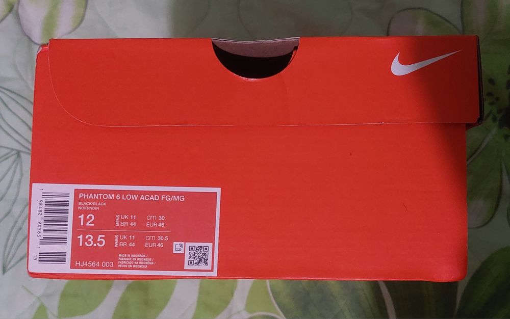 Футболни обувки Nike Phantom 6