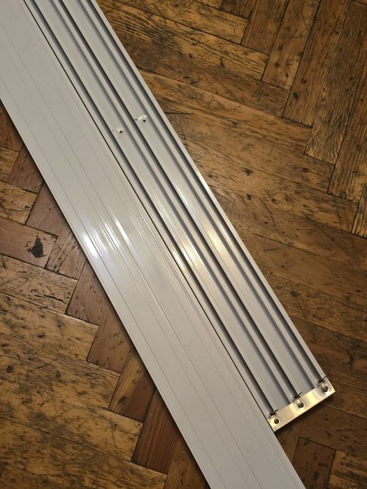 Потолочные карнизы