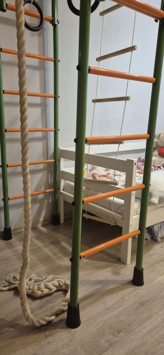 Продам шведскую стенку