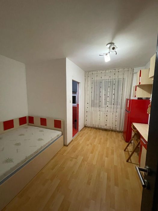 Proprietar închiriez garsonieră in sector 3 langa metrou 1 decembrie