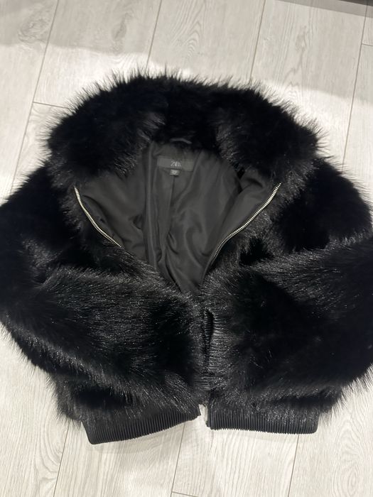 ZARA пухкаво черно яке