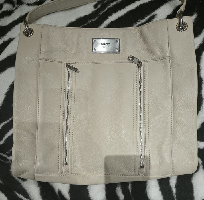 Оригинални чанти DKNY