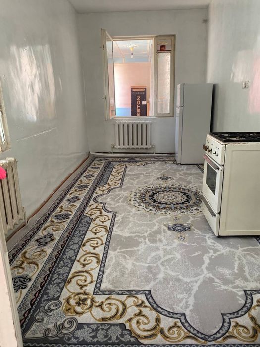 Arenda katej Uch tepa Taqachi 2,5 sotiglik 2 etaj uy