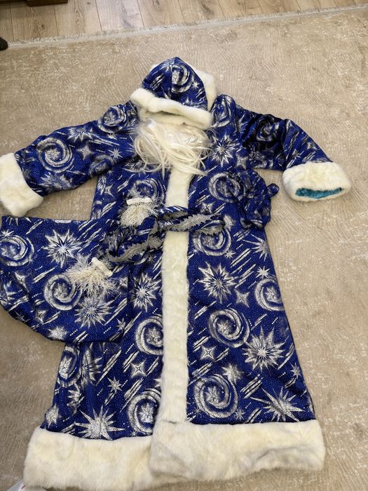 Продам костюм деда мороза и снегурочки