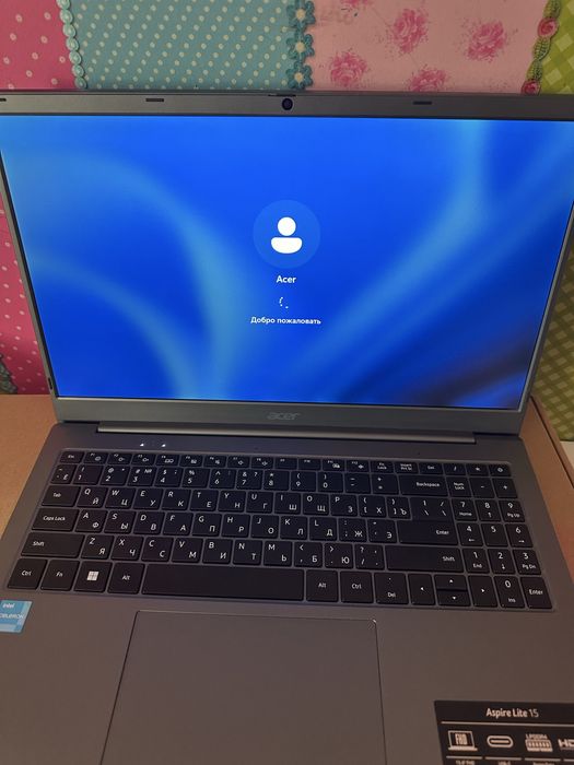 Продам ноутбук acer 3 мес в использование