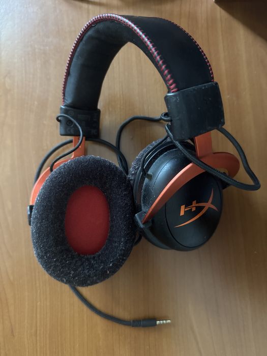 Casti gaming HyperX Cloud II, Rosu