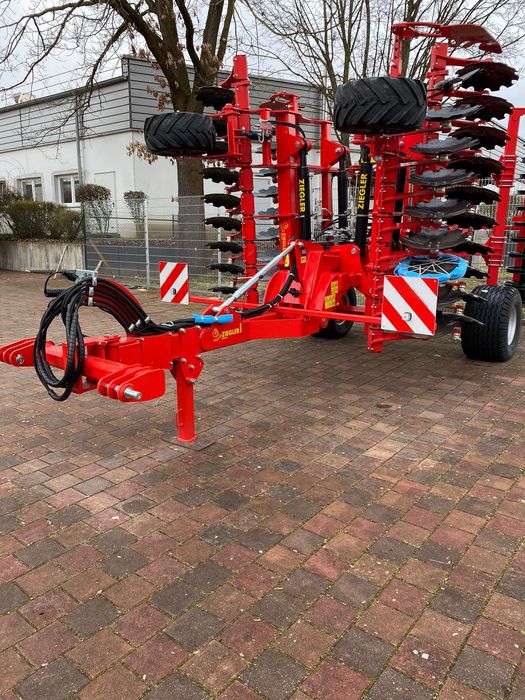 Grapa cu discuri/ disc scurt Ziegler 5 m - DEMO