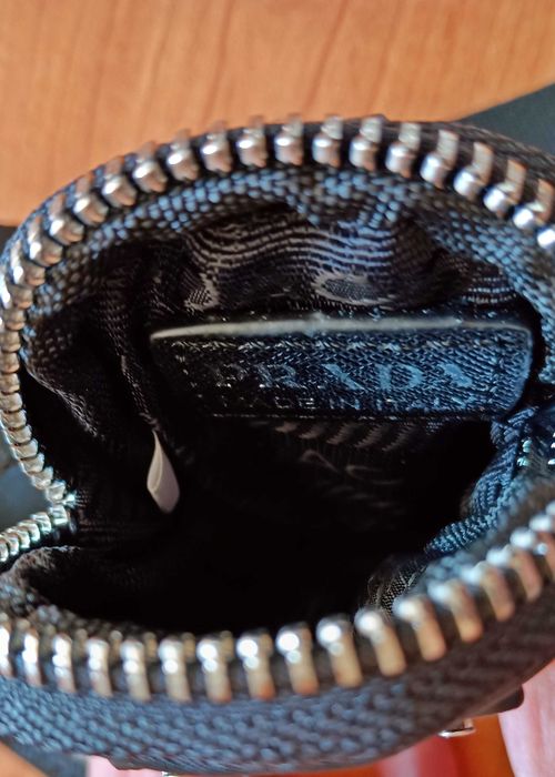 PRADA  * Gucci  оригинали !