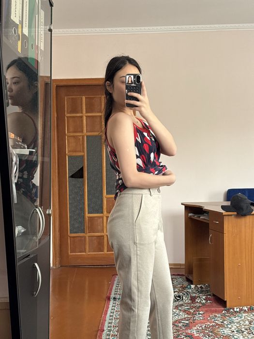 брюки бананы бежевые