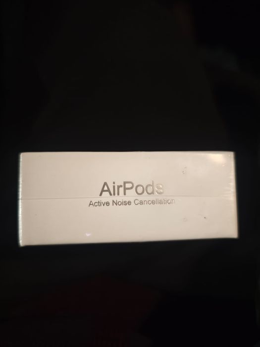 Продается AirPods 4,