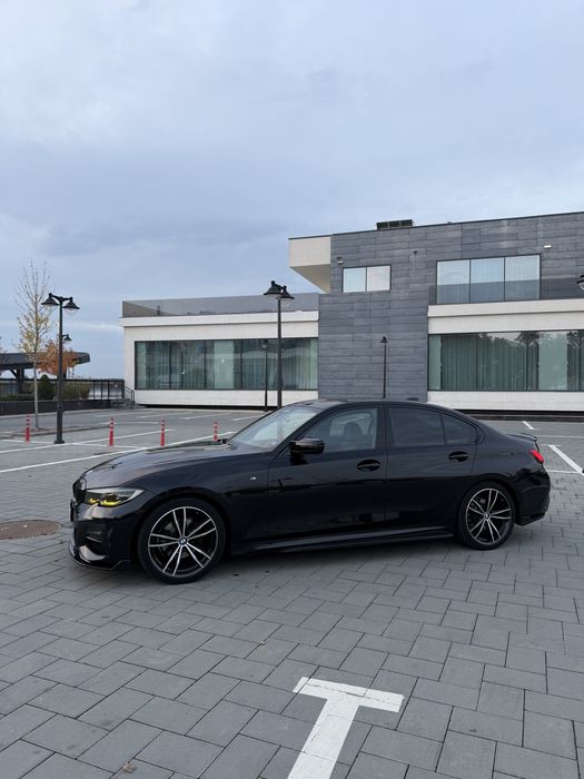 BMW Seria 3 2019 — imagine 2