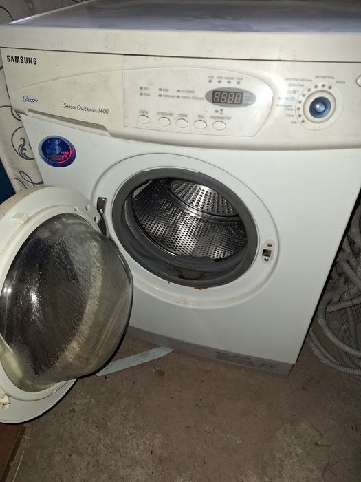 Продам стиральную машину