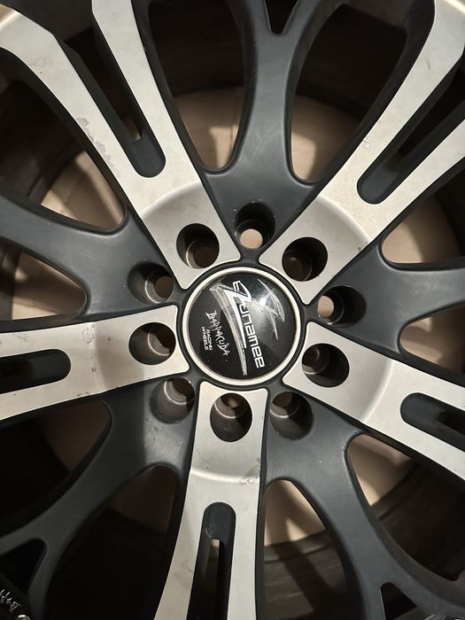 Джанти Barracuda Tzunamee R18 5x112 8J