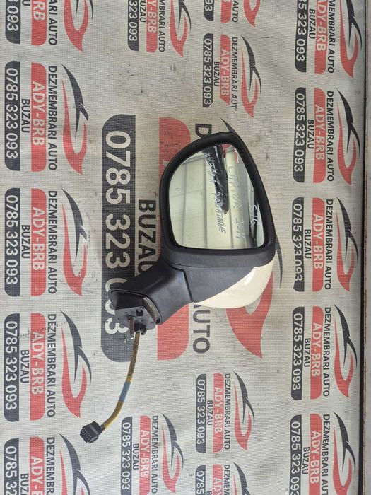 Oglinda stanga Renault Captur 2014