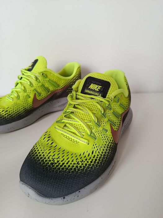 Adidași de alergare verde neon Nike lunarglide 8