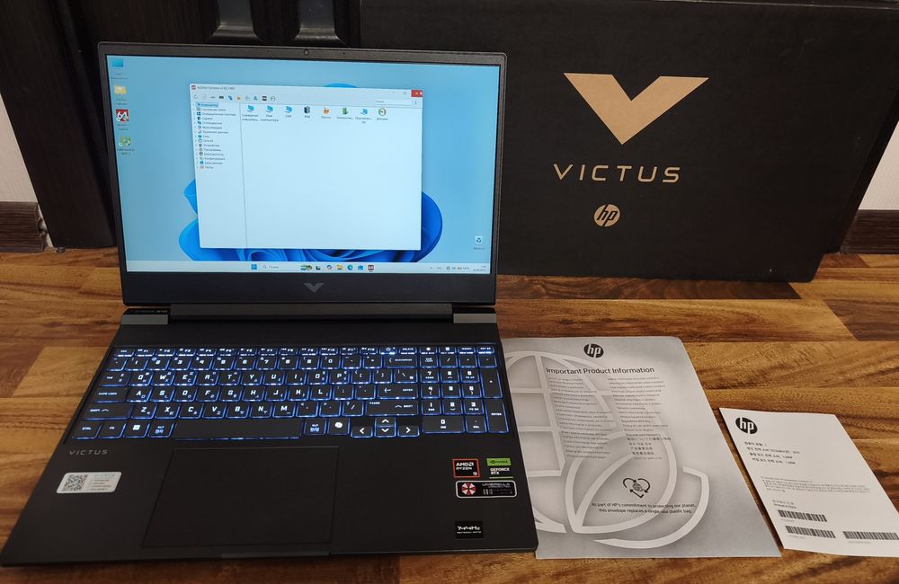 Ryzen9 8945hs/rtx4060 8gb/16gb ddr5/512gb ssd/HP victus.