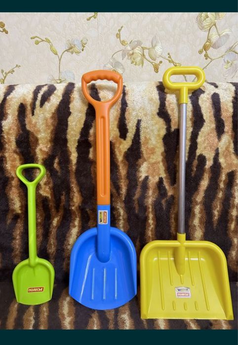 Маски,круг,бластер,лопатки