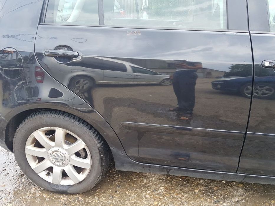 Prag / Praguri Metal Dreapta VW Golf 5 Plus 2004 - 2008 Cod Culoare LC9Z